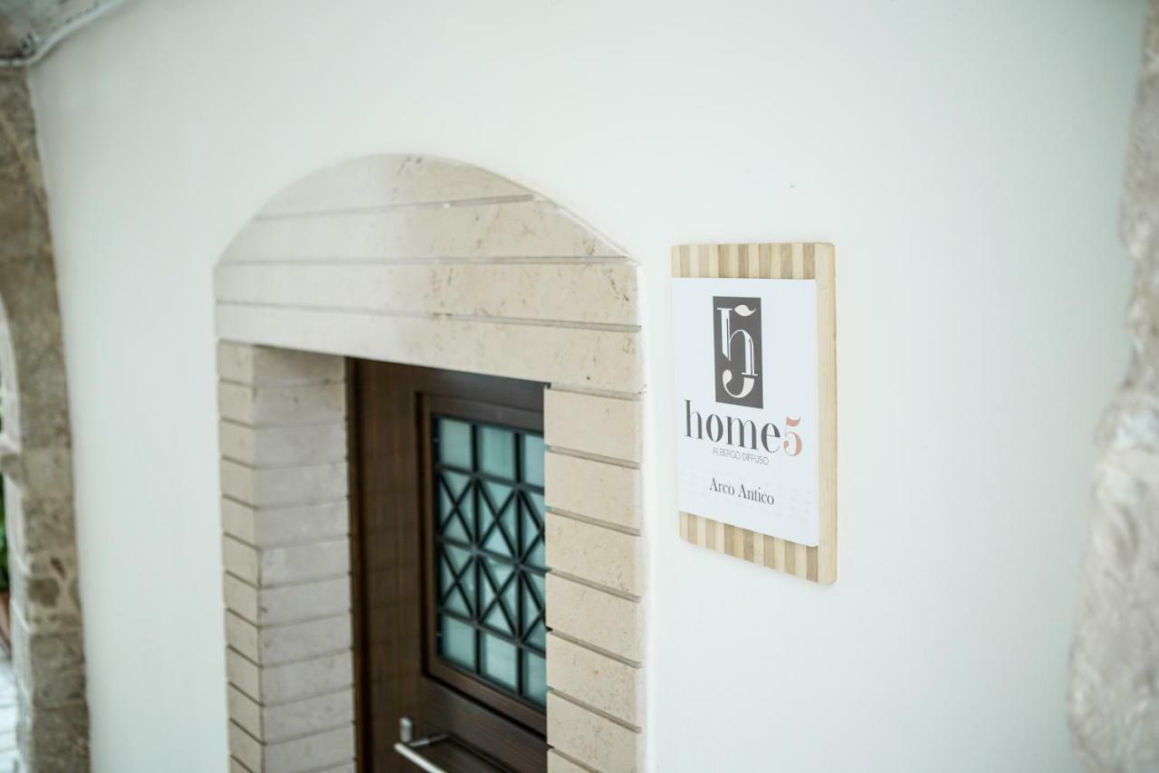 Home 5 - Arco Antico Putignano Exterior photo